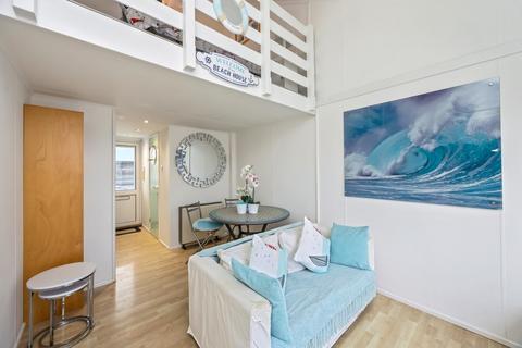 Studio for sale, Eastern Concourse, Brighton Marina Village, Brighton