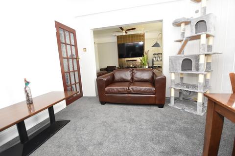 3 bedroom detached bungalow for sale, George V Avenue, Margate