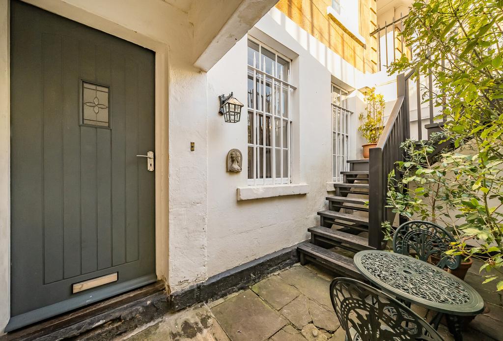 Private Entrance