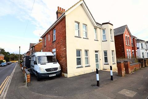 46 Gloucester Road, Bournemouth, BH7 6HZ