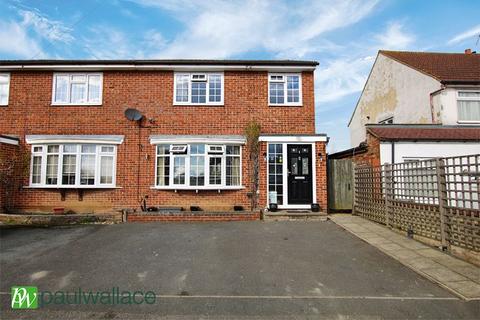 15b Varney Close, Cheshunt, Waltham Cross, EN7 6LU