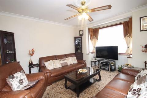 undefined, Birkbeck Avenue, Greenford, UB6 8LY