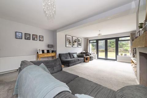 18 Barnfield, Crowborough, TN6 2RY