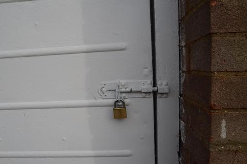 undefined, Heath View, London N2