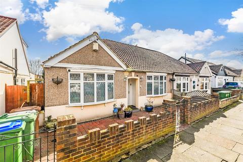 2 bedroom semi-detached bungalow for sale, Woodlands Avenue, Sidcup, Kent