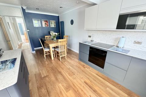 56 Porter Road, Poole, BH17 7AW