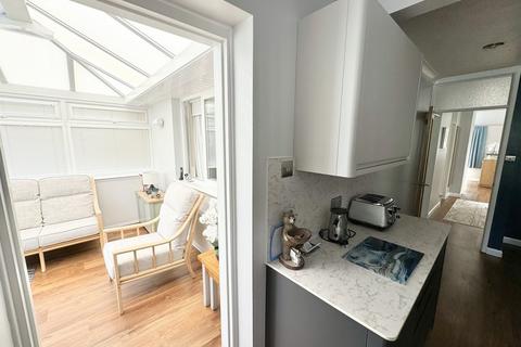 56 Porter Road, Poole, BH17 7AW
