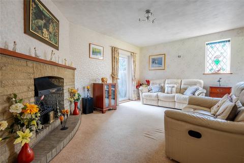 2 bedroom bungalow for sale, Kensworth Road, Bedfordshire LU6