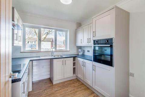 2 bedroom bungalow for sale, Towngate, West Yorkshire WF5