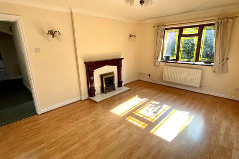 2 bedroom detached bungalow for sale, Helenny Close, Wednesfield, Wolverhampton, WV11