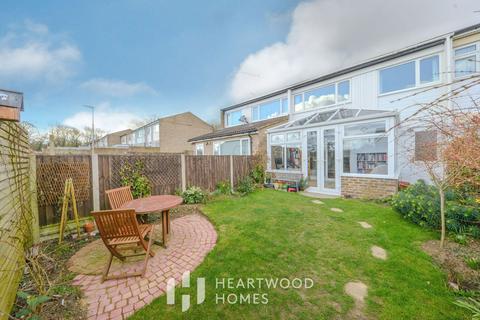 3 bedroom terraced house for sale, Windmill Avenue, St. Albans, AL4 9SL