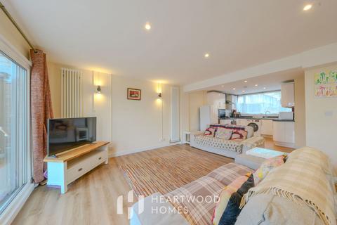 3 bedroom terraced house for sale, Windmill Avenue, St. Albans, AL4 9SL