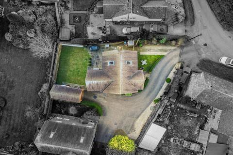 4 bedroom detached house for sale, Westhorpe Lane, Byfield NN11