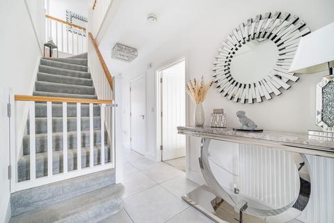 45 Bloomfields, Rainham, Gillingham, ME8 7BZ