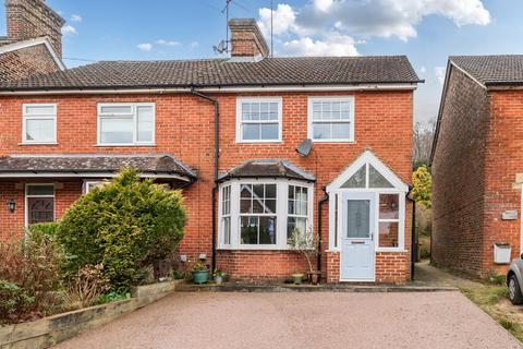 109 Lion Lane, Haslemere, GU27 1JL
