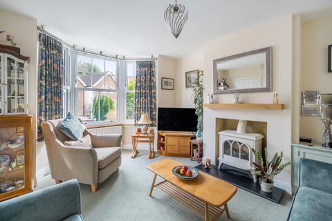 109 Lion Lane, Haslemere, GU27 1JL