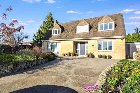 4 bedroom detached house for sale, Bredons Norton, Tewkesbury, Gloucestershire