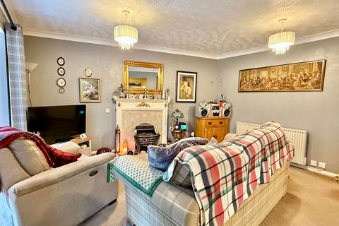 1 bedroom terraced bungalow for sale, Ashdown Court, Cromer, NR27
