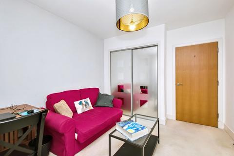 Flat 6, 17 Colonsay Close, Edinburgh, EH5 1BT