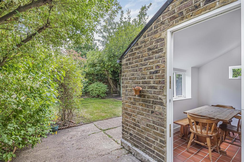 James Anderson - 63  Lower Richmond Road -16.jpg