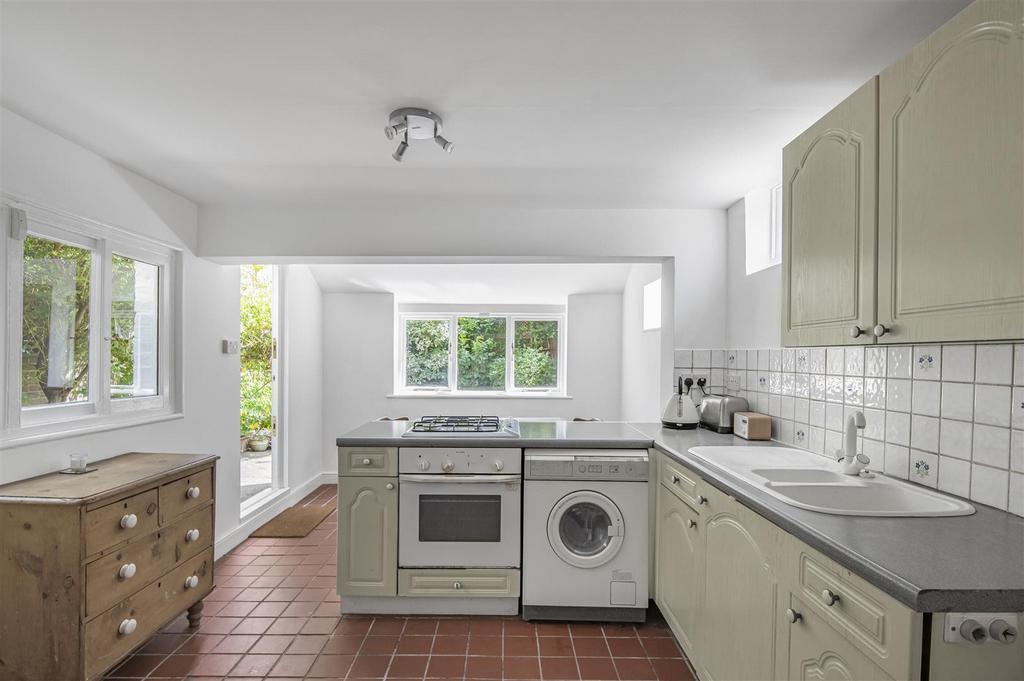 James Anderson - 63  Lower Richmond Road -1.JPG
