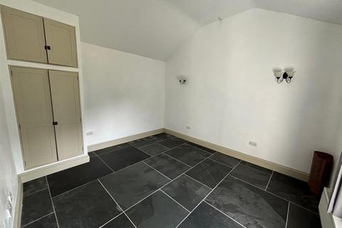 1 bedroom semi-detached house to rent, Trebullett, Launceston