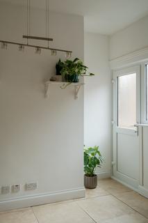 3 bedroom maisonette for sale, Hainault Road, London E11