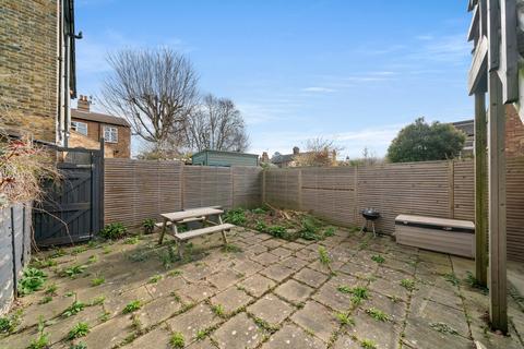 147a Windmill Road, London, W5 4BS