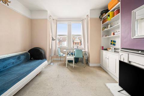 147a Windmill Road, London, W5 4BS