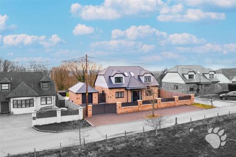 3 bedroom detached house for sale, Thames View, Langdon Hills SS16