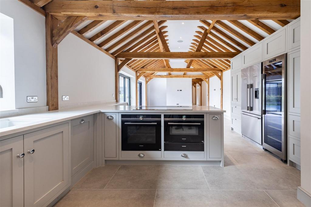 Kilnfield Barns  Plot8 LR (12).jpg