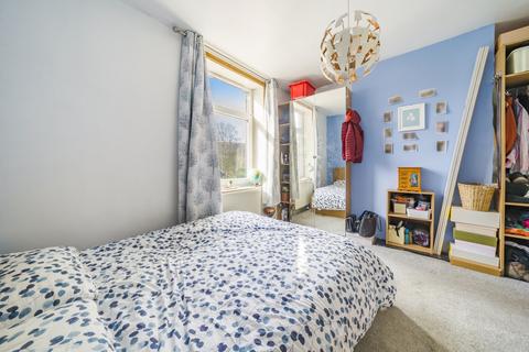 9 Calder Terrace, Mytholmroyd, Hebden Bridge, HX7 5AA