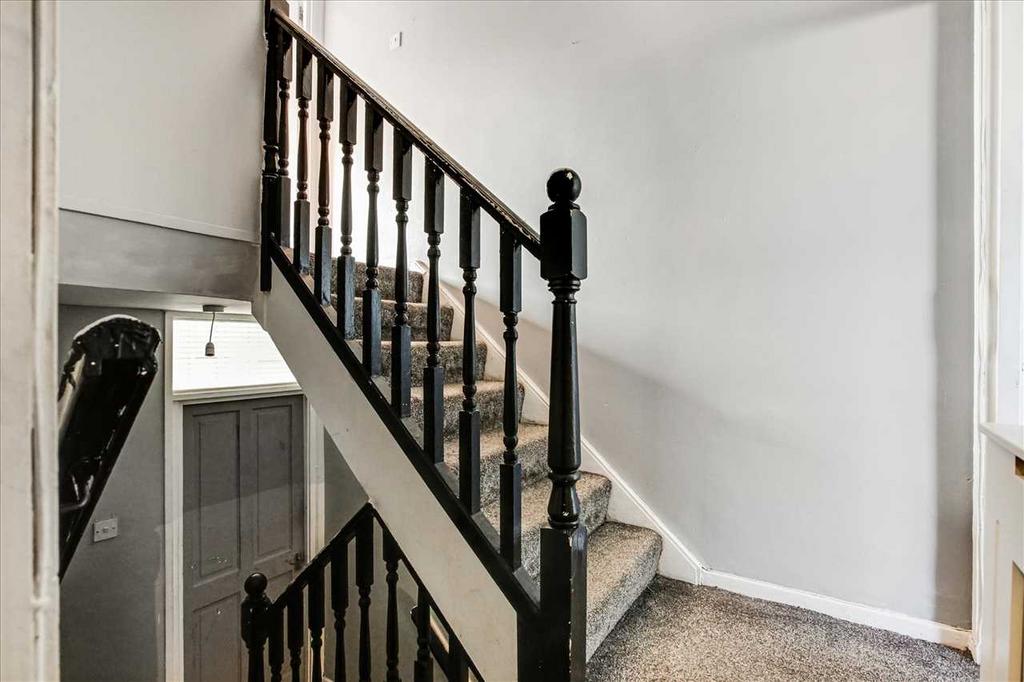 Hallway - Floor 3 to