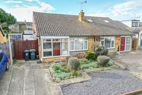 17 Painters Ash Lane, Northfleet, Gravesend, DA11 8EG