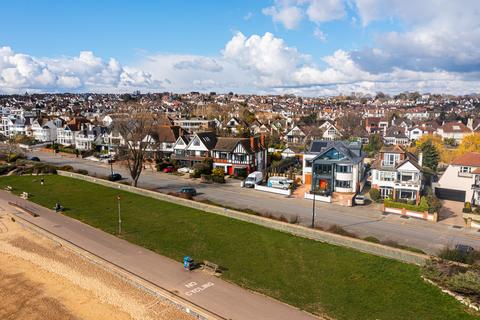 undefined, Westcliff-on-sea SS0