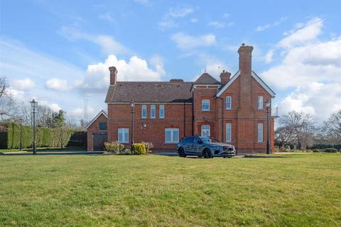 5 bedroom detached house for sale, Rectory Farm, The Ridgeway, Enfield EN2 8AA