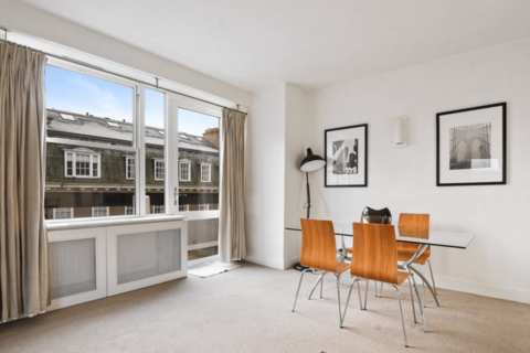 2 bedroom ground floor flat to rent, Weymouth Street, Marylebone, London, W1W