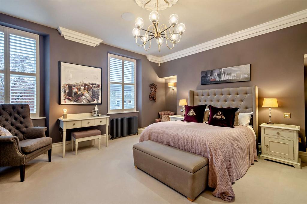 Principal Bedroom