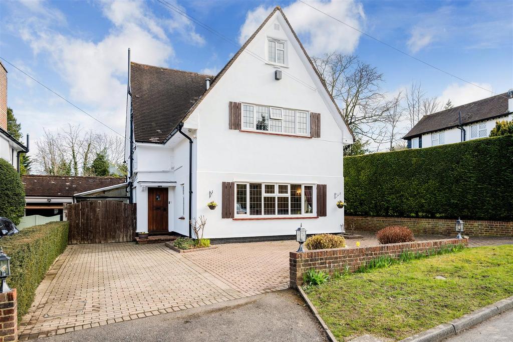 STAGBURY CLOSE, 9 (1).jpg