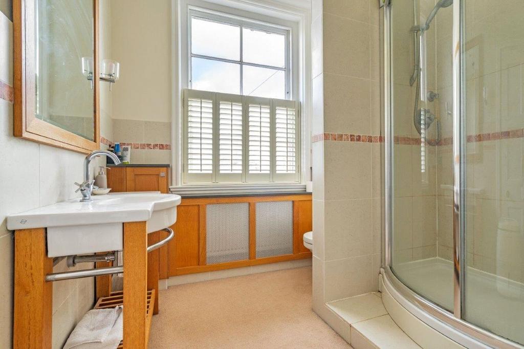 Ensuite