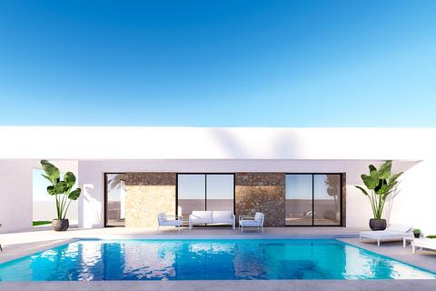 3 bedroom villa, Av. de Granada