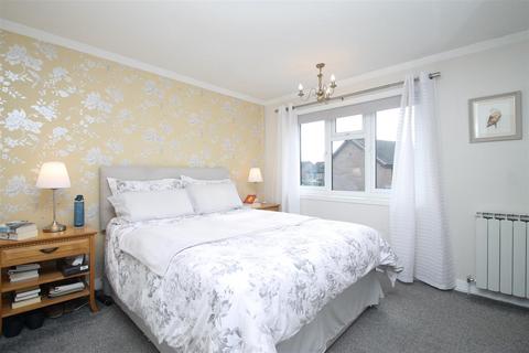 1 The Chase, Knaresborough, HG5 0SY