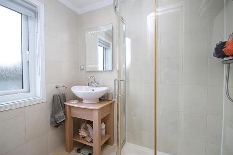 1 The Chase, Knaresborough, HG5 0SY