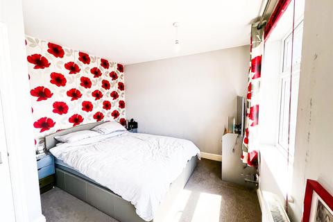 2 bedroom terraced house for sale, Hall Lane, London, E4