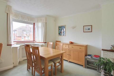 26 Palace View, Croydon, CR0 8QL