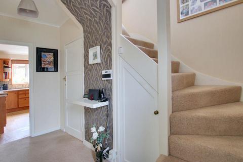 26 Palace View, Croydon, CR0 8QL