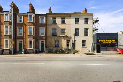 2 bedroom ground floor flat for sale, Southgate Street, Gloucester GL1