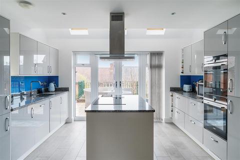 4 bedroom detached house for sale, Barfleur Rise, Lyme Regis