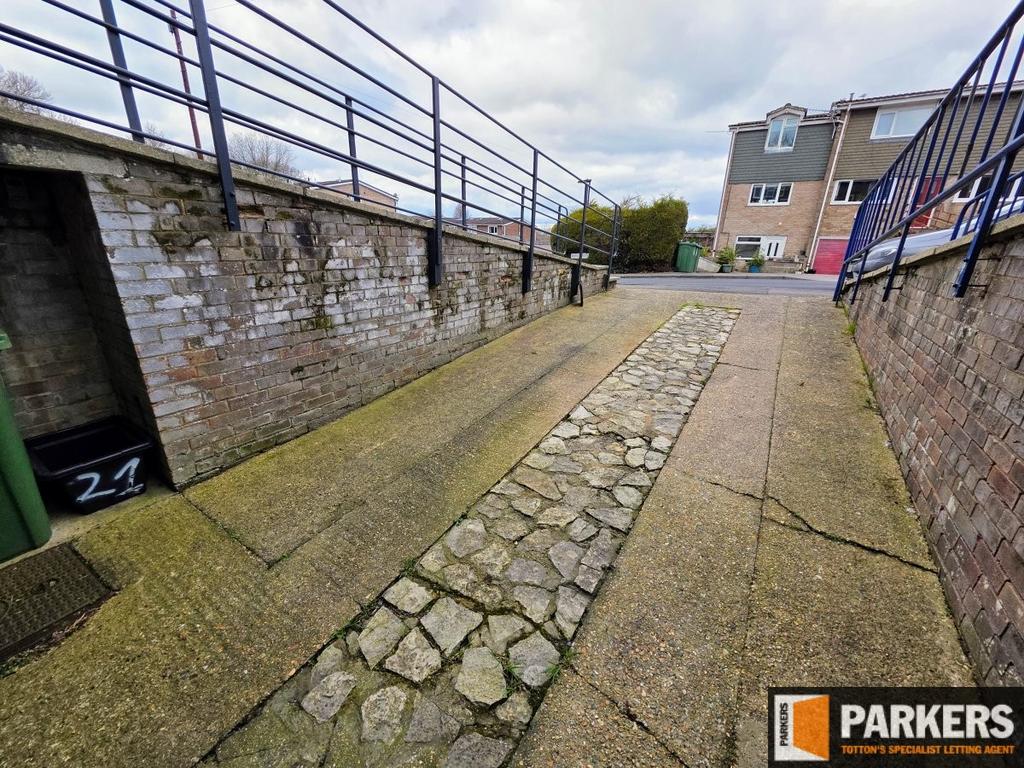 Driveway for 2 cars