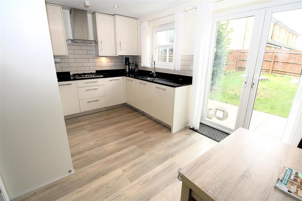 Kitchen1.JPG